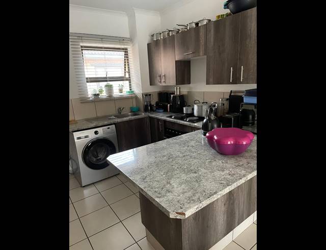 2 BEDROOM APARTMENT FOR SALE IN WITFIELD